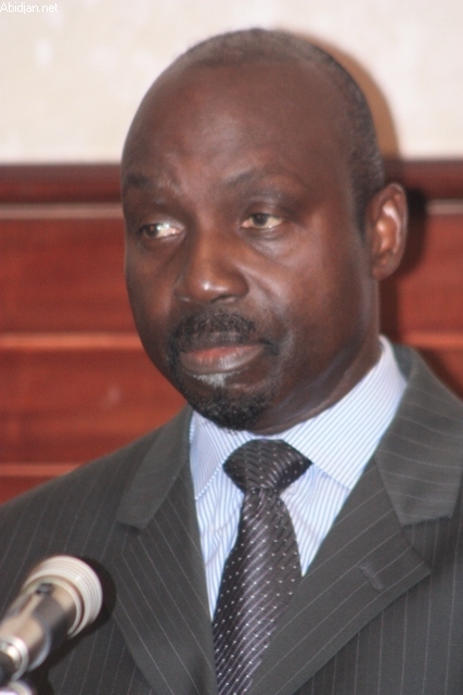 Pour son engagement politique - Le PIT rend hommage au Pr.  Francis Wodié